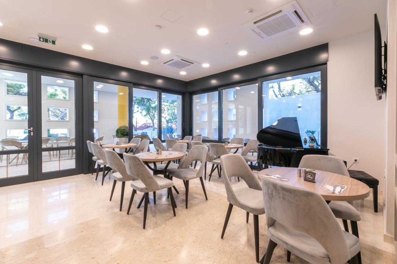 Antonio 4* Makarska